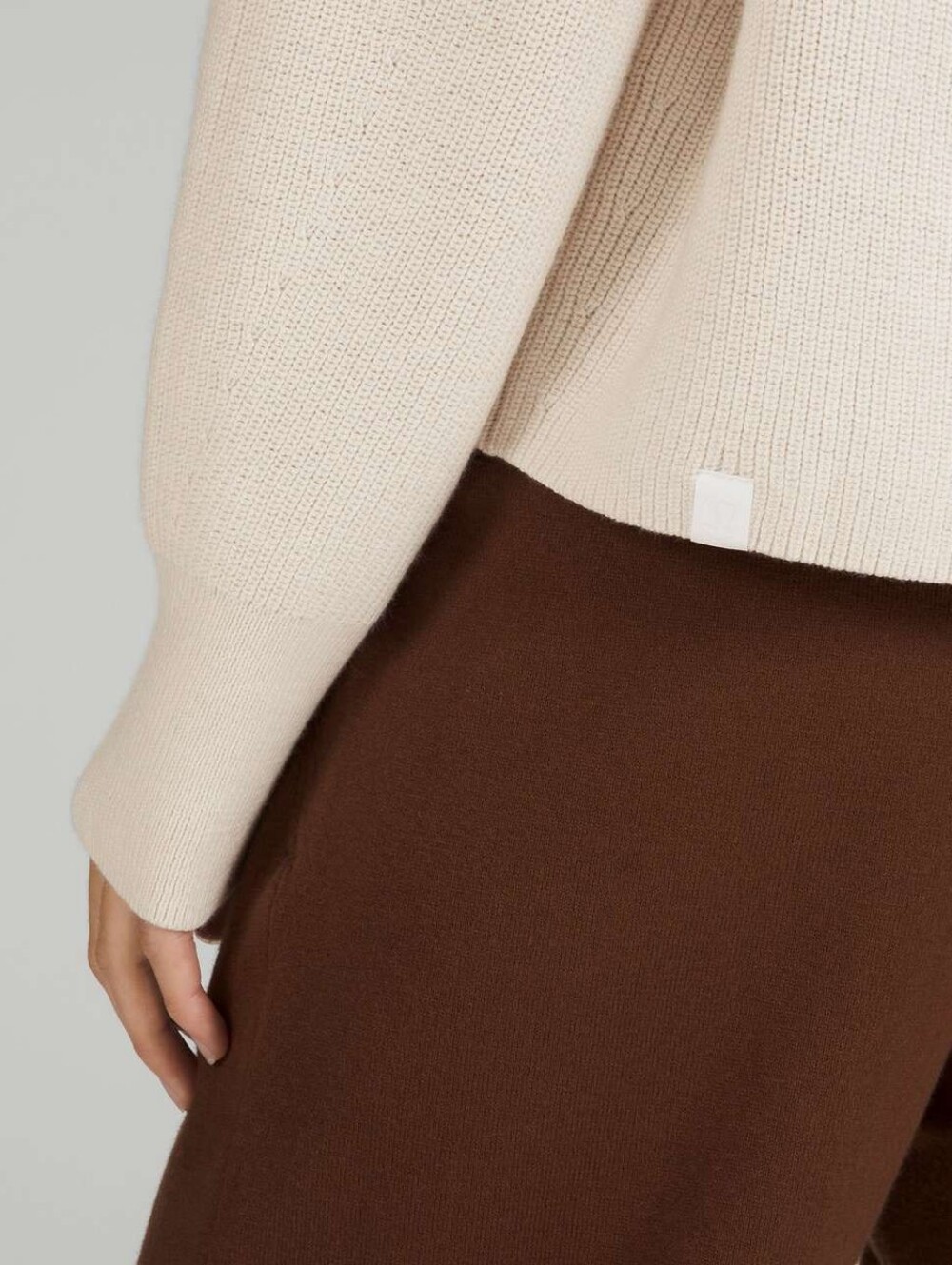 Lululemon Merino Wool Blend Ribbed turtleneck sweater size 8 white opal - Picture 2 of 8